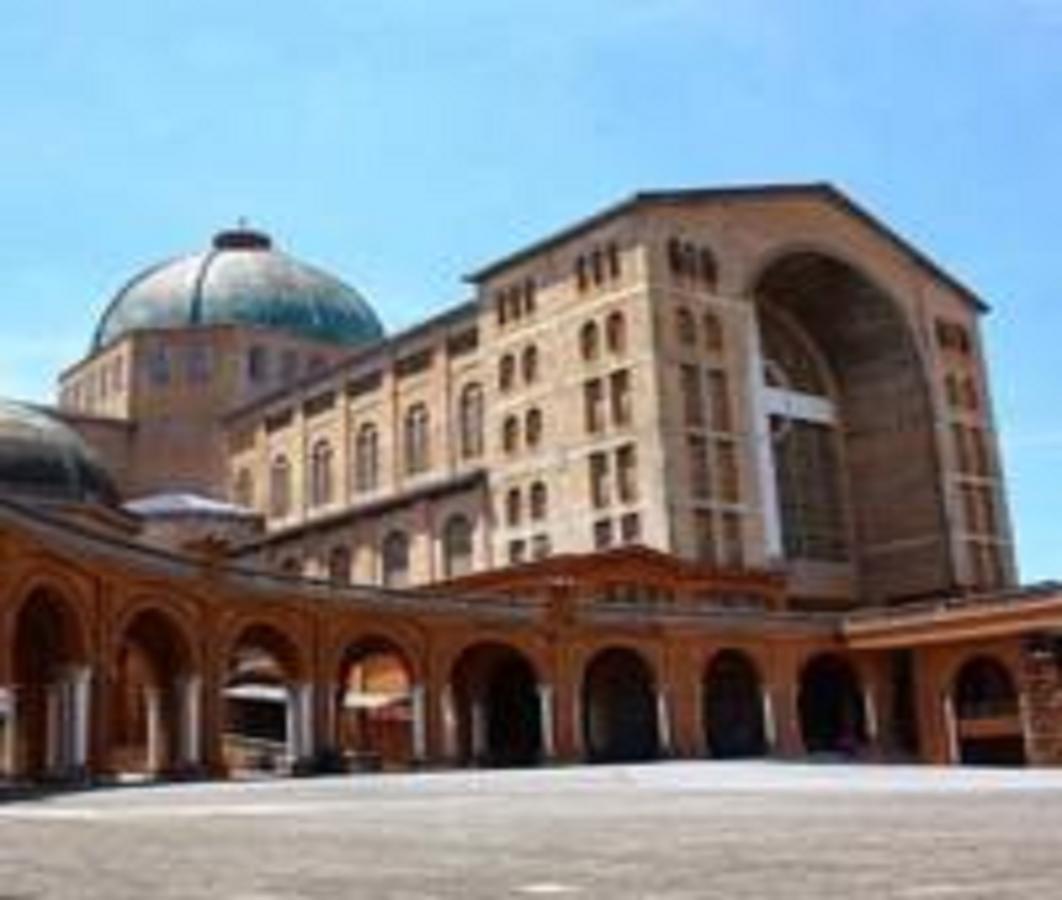 Mãe Rainha Hotel Aparecida (Sao Paulo)